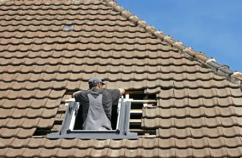 Pose de velux - Saint-Bonnet-Tronçais